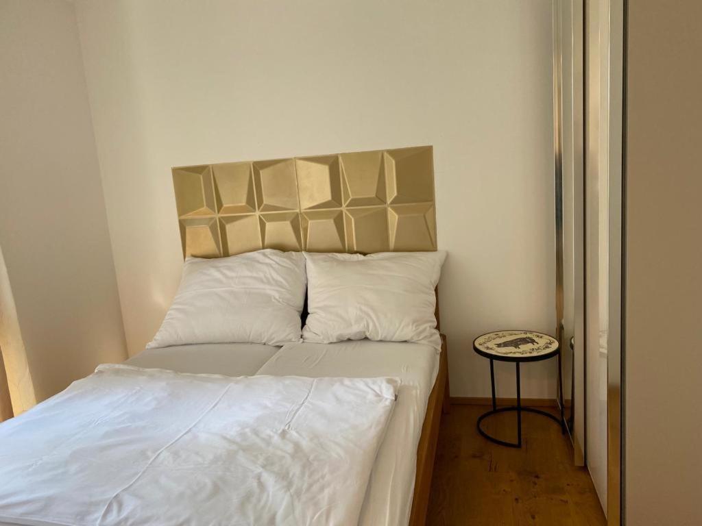Apartamento Pyramide Garden Viena Exterior foto